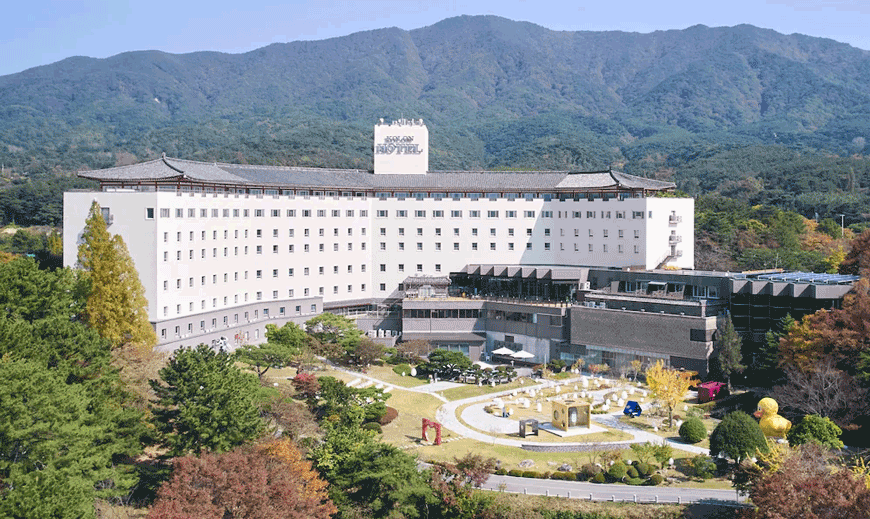 コーロンホテル外観の画像